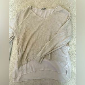 Woman’s Long Sleeve Lucky Brand Top